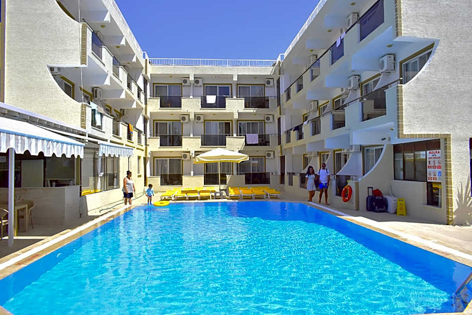 Photo 1 of 50 of Mulka Hotel