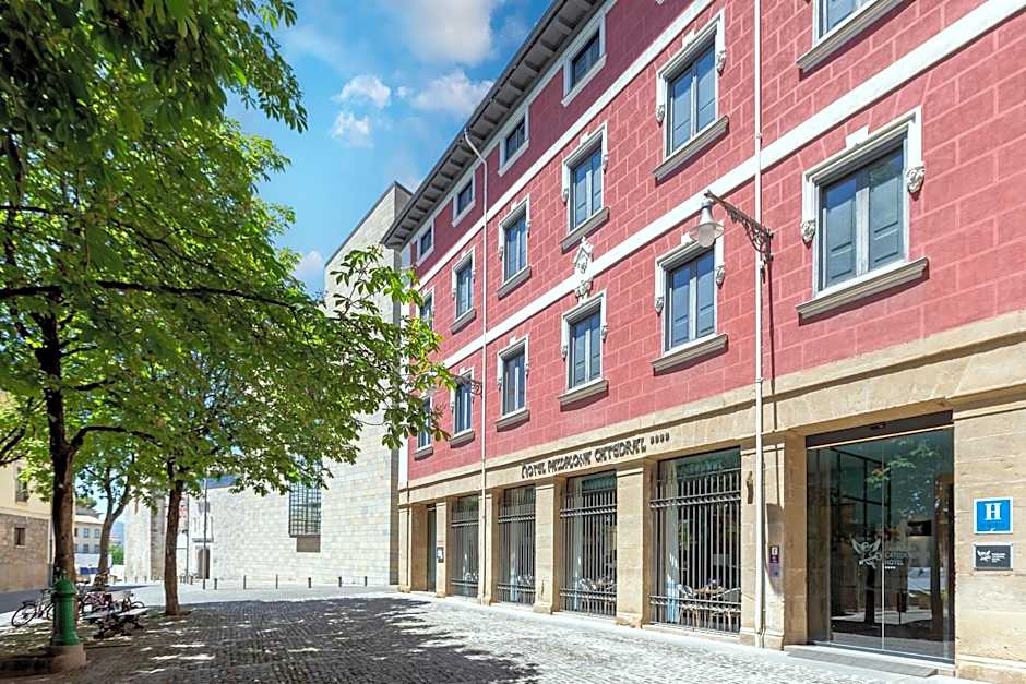 Pamplona Catedral Hotel