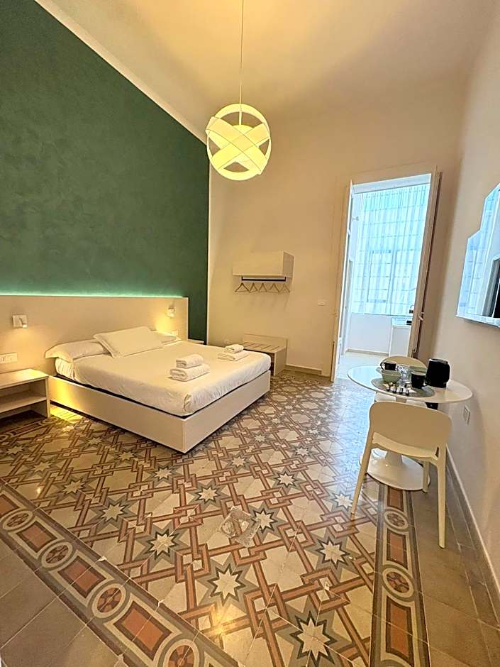 Casa Blanca Rooms&Suites
