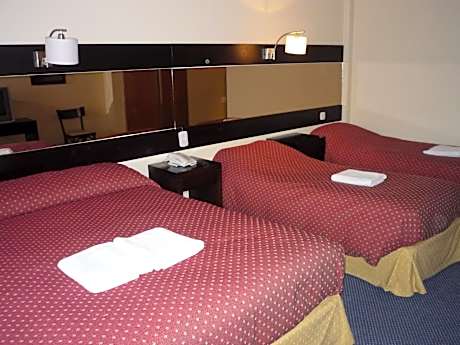 Classic Quadruple Room