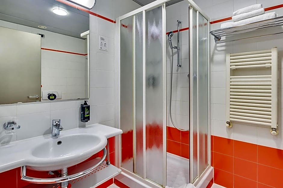 B&B HOTEL Milano La Spezia