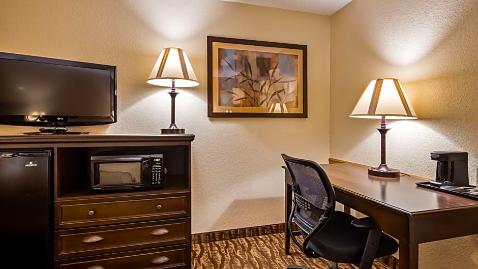 Best Western Center Pointe Inn