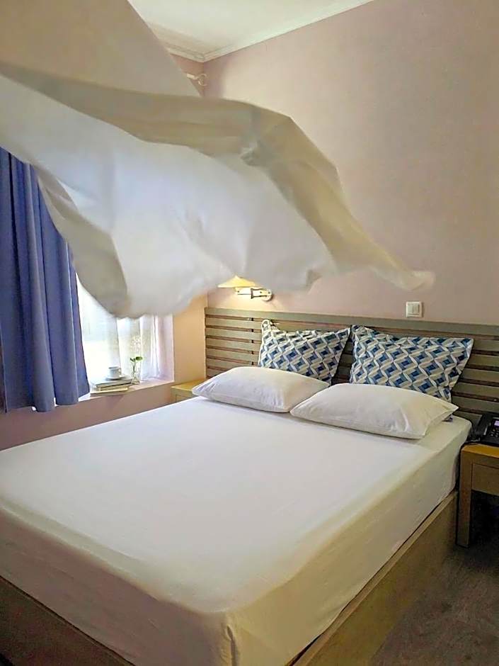 Melina Hotel - Central