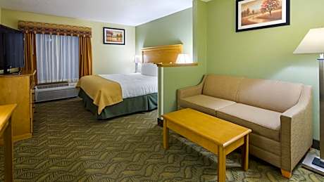 King Suite with Sofa Bed