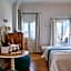 Katikies Santorini - Gea House - The Leading Hotels Of The World
