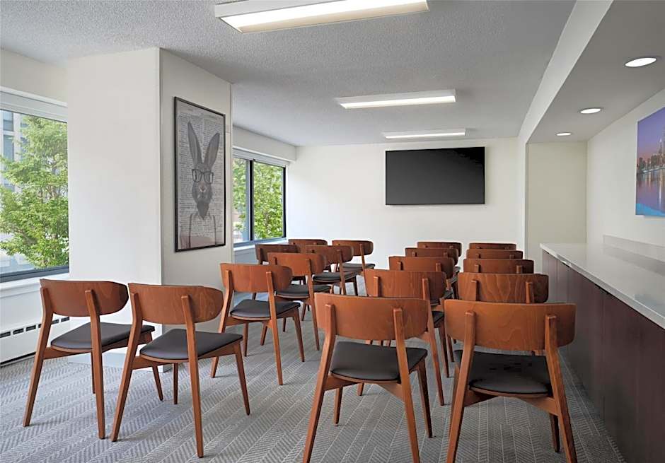 Sonesta ES Suites Chicago Downtown Magnificent Mile - Medical