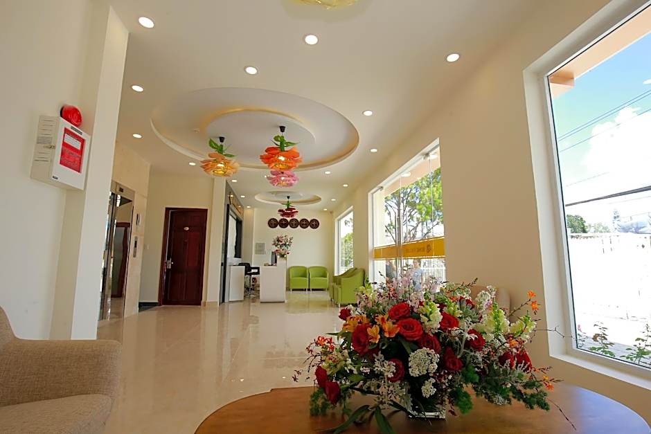 Rose Valley Hotel
