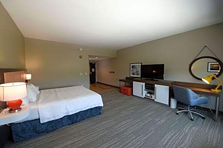 King Room - Mobility Access/Non-Smoking