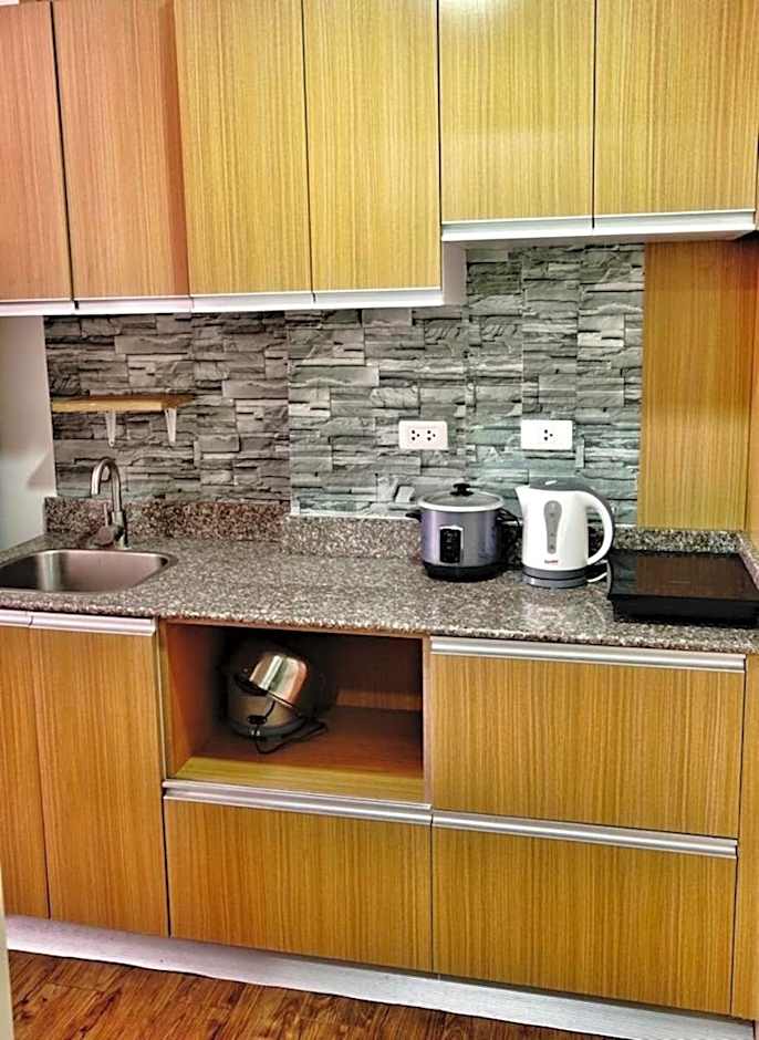ANIA CONDO STAY