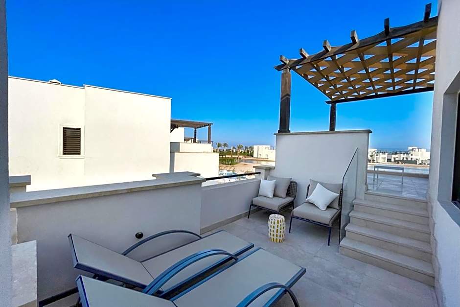 Haute & Hand-Picked 4BDR Villa Private Pool