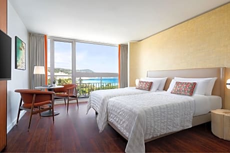 Deluxe room with Sea and Garden view, Twin Bed
