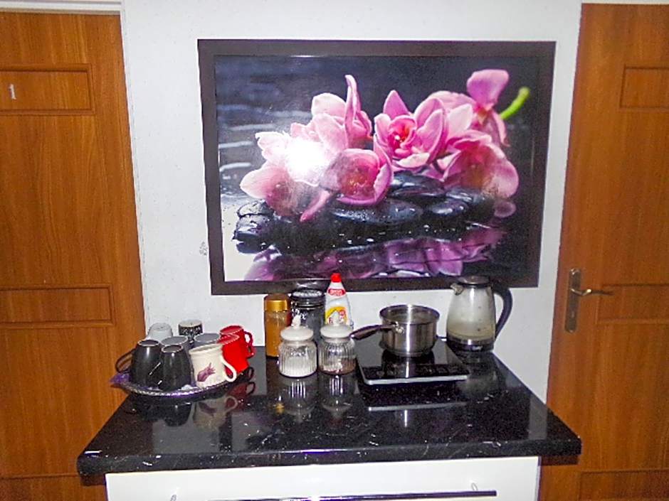 Motelik White House - pokoje gościnne