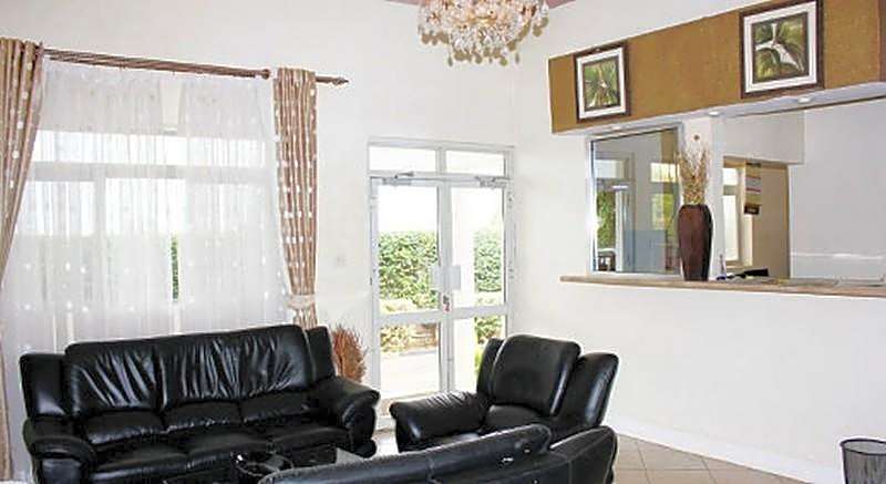 Executive Airport Hotel