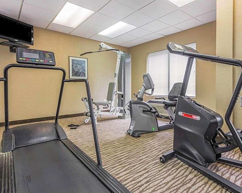 Comfort Inn & Suites