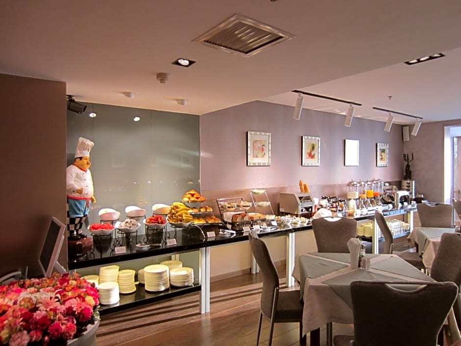 Housing International Hotel Qingdao