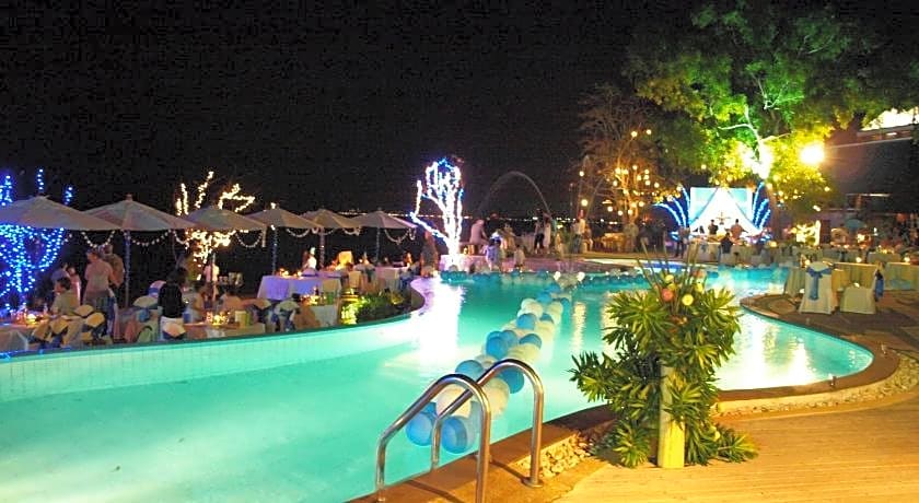 Sunset Park Resort & Spa