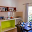 Hotel Rega Suites Guayabitos - Family & Kitchen