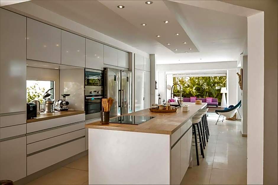 VILLA CALIFORNIA DE DAMPIERRE