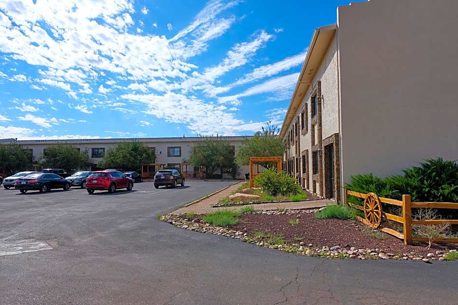 Grand Canyon Inn and Motel - South Rim Entrance