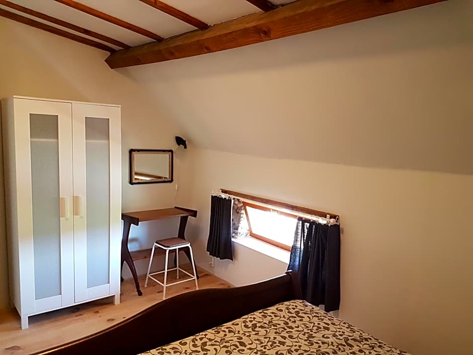 Le Petit Moulin