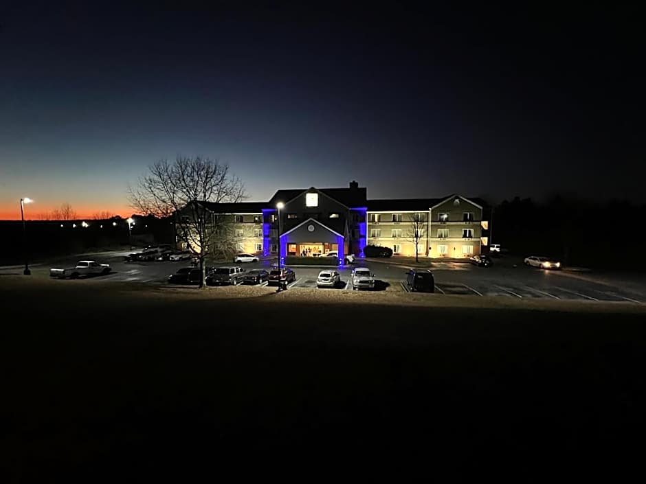 Budgetel Inns & Suites