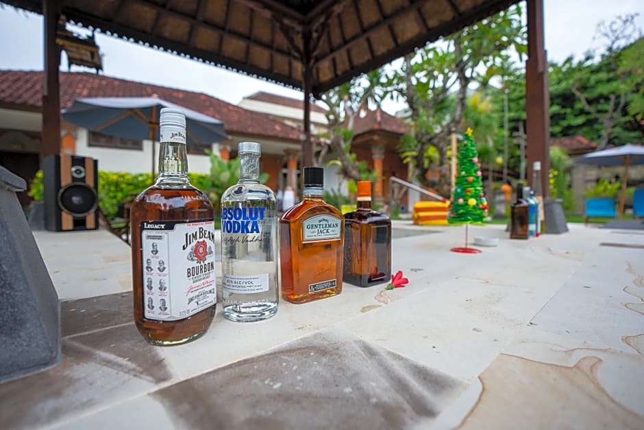 Hotel Sinar Bali Legian by ZUZU