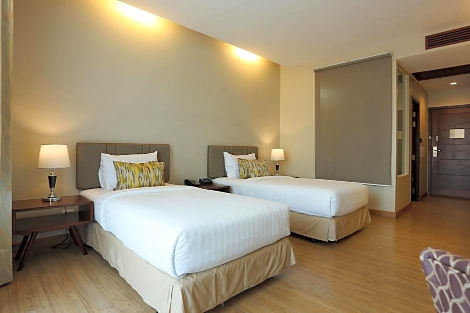 Photo 1 of 6 of Superior 2 Beds