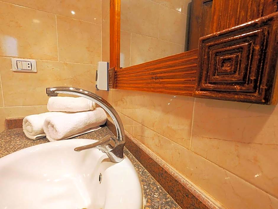 Mikhaila Guest House
