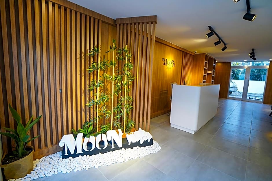 Moon Suites