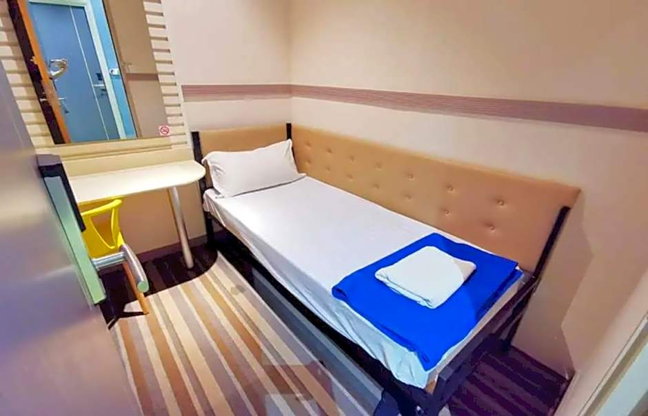 Capital O 75451 Podstel Hostel Bangkok 