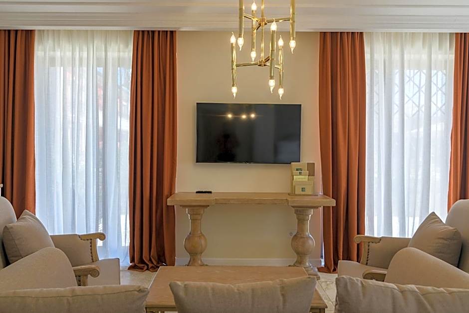 Villas for 4 or 6 Adults in Therma Village - SPA Mineral Pool & All inclusive & Free Parking