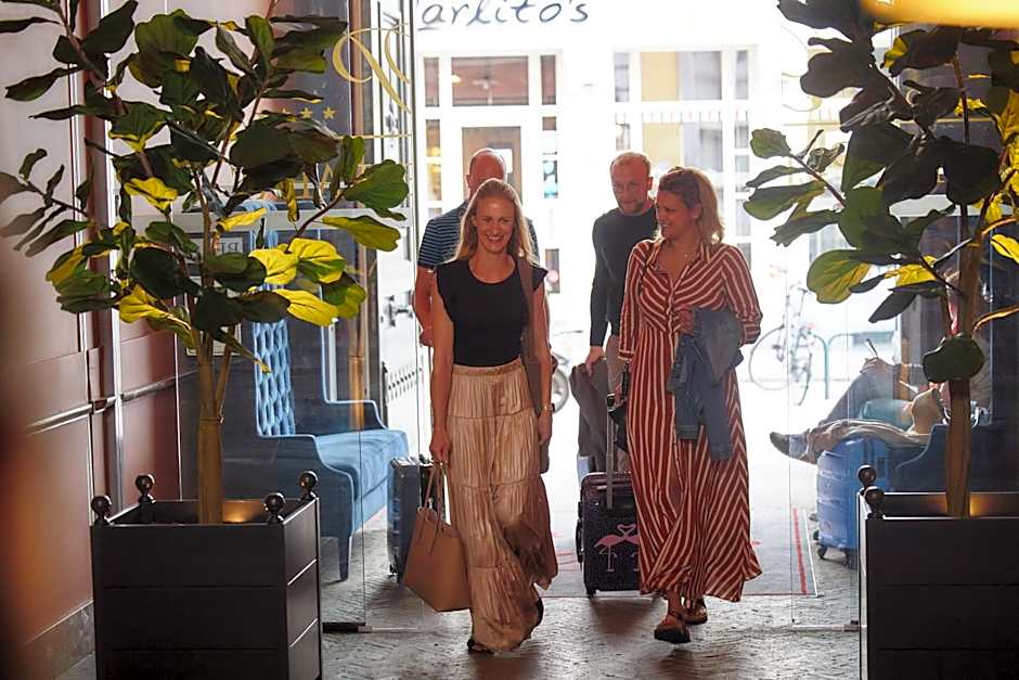 Dukes' Arches Brugge Adults only