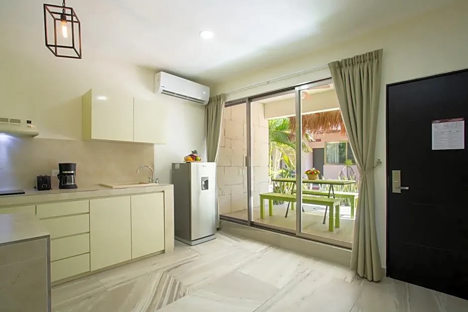 Casa Kaoba Hotel & Suites