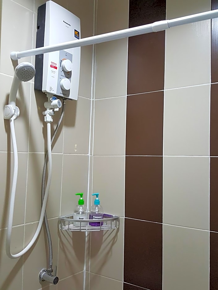 Bangkok Check Inn @Chareon Krung