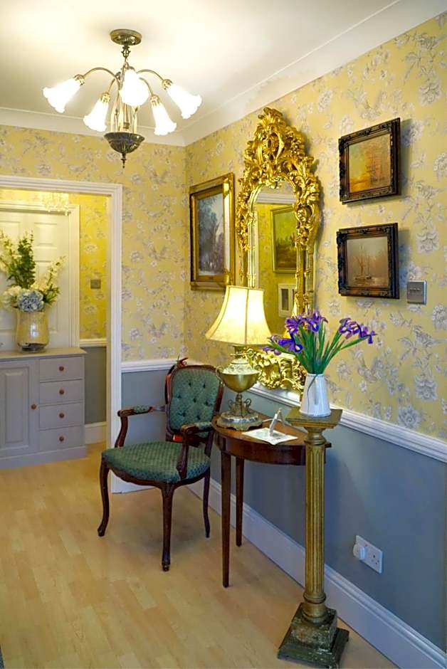 The Cambridge Guest House by Tas