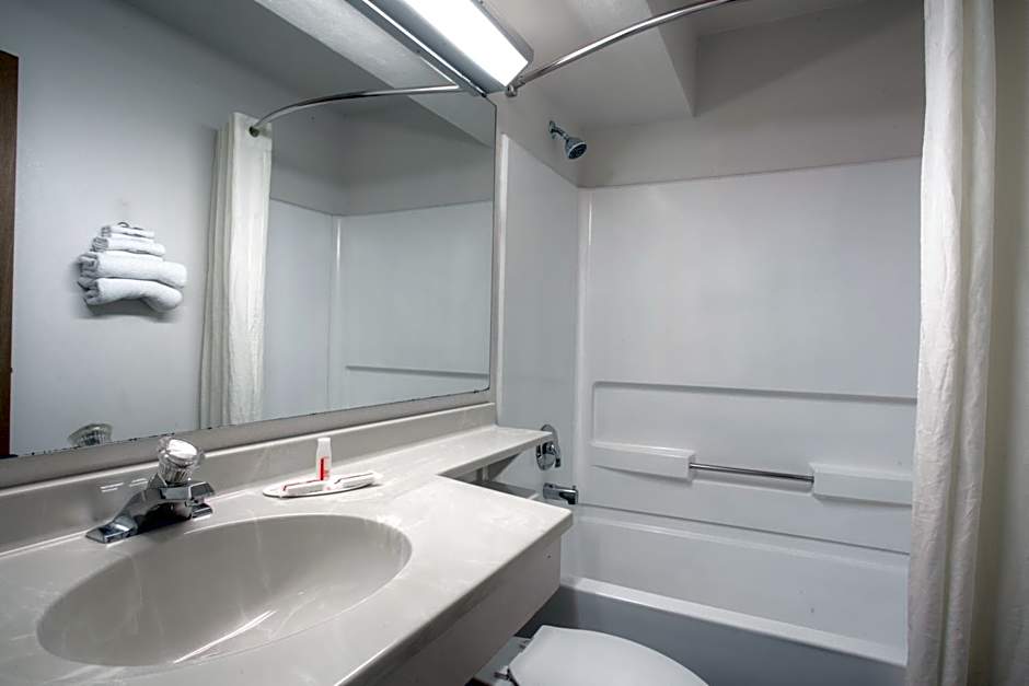 Super 8 by Wyndham Gainesville