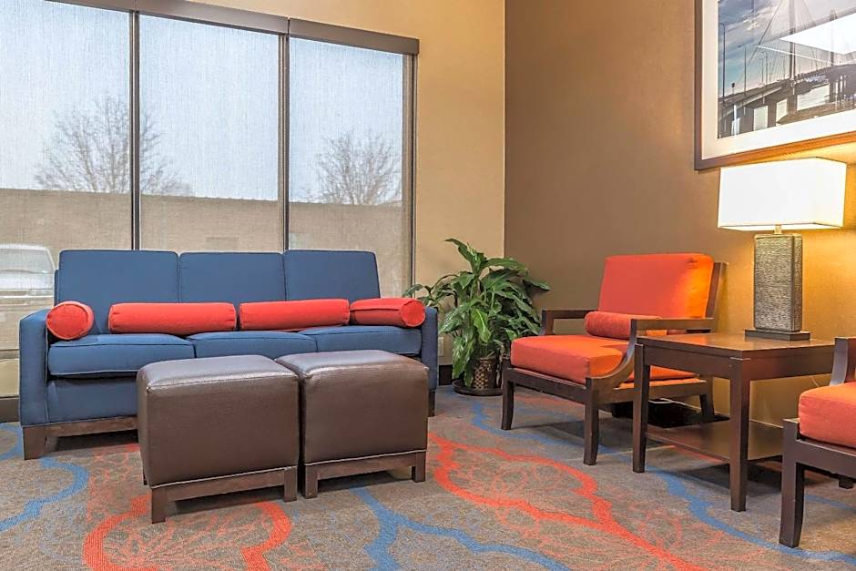 Comfort Inn Alton Near I-255