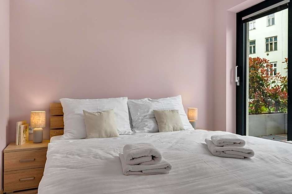 Metropolitan Star Apart Hotel