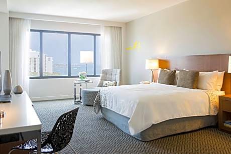 Club lounge access, Guest room, 1 King Bed, Jaragua Tower