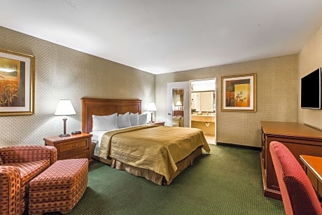 Queen Room - Accessible/Non-Smoking