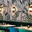 Holiday Inn London-Heathrow Bath Road By IHG