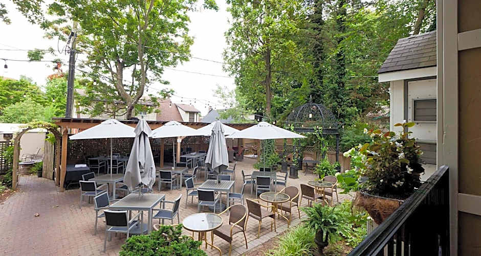 The Idlewyld Inn and Spa