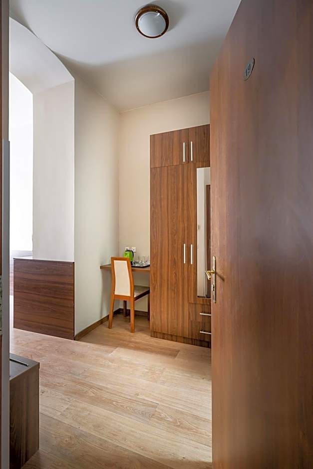 Elit Boutique Rooms- Best Location by BQA