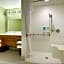 Home2 Suites by Hilton Minneapolis / Roseville, MN