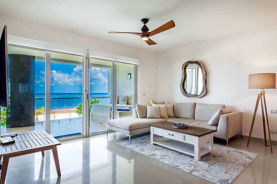 Mareazul Beach Front Condos At playa del Carmen