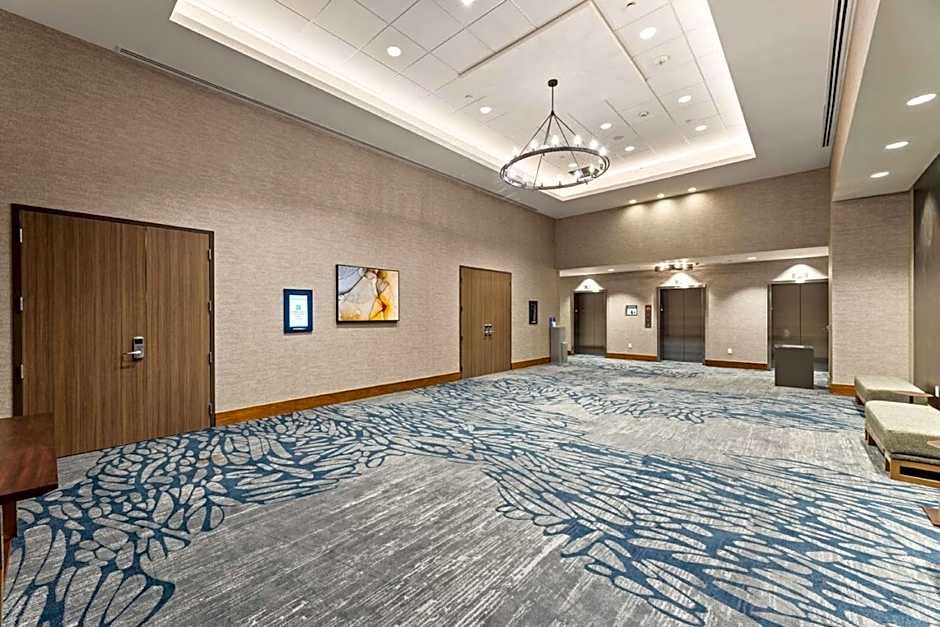 Embassy Suites by Hilton Irving Las Colinas