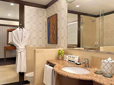 Magnifique Corner King Room