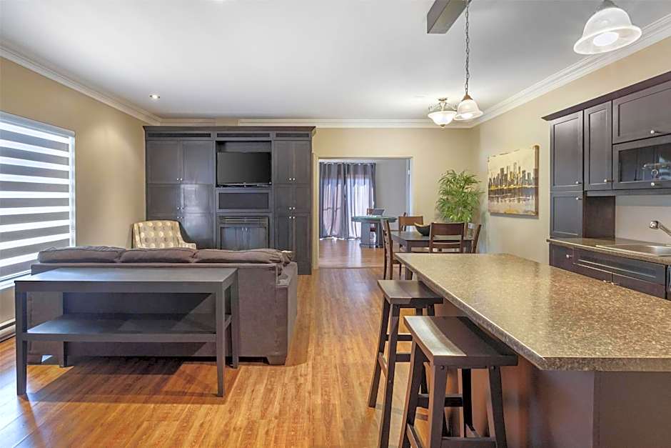 Dannys Hotel Suites; SureStay Collection by Best Western