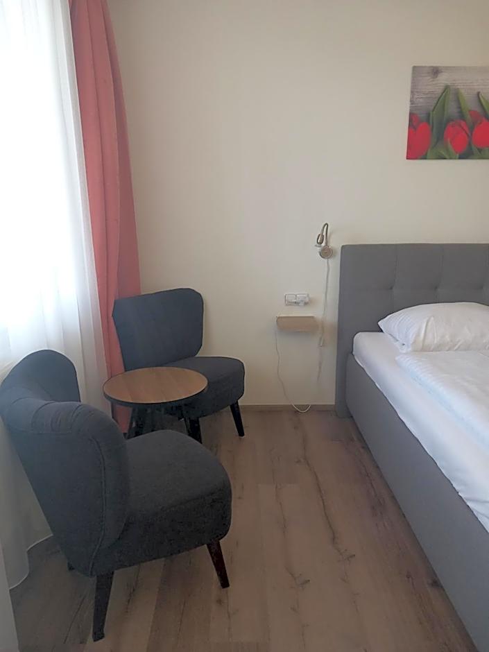 Ubytování Hanka v pokoji s bakónem C408