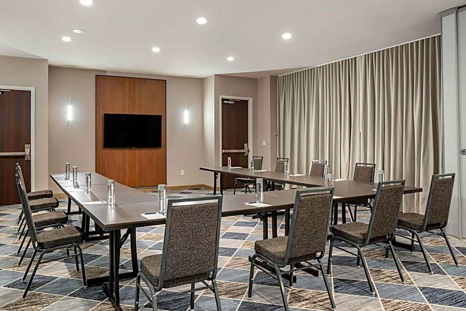 Sheraton Suites Old Town Alexandria